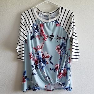 EMERALD Floral 3/4 Sleeve Top Small